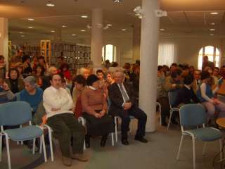 STA65510 - A Halis-év-könyv bemutatójának hallgatósága.JPG STA65510 - A Halis-év-könyv bemutatójának hallgatósága.JPG